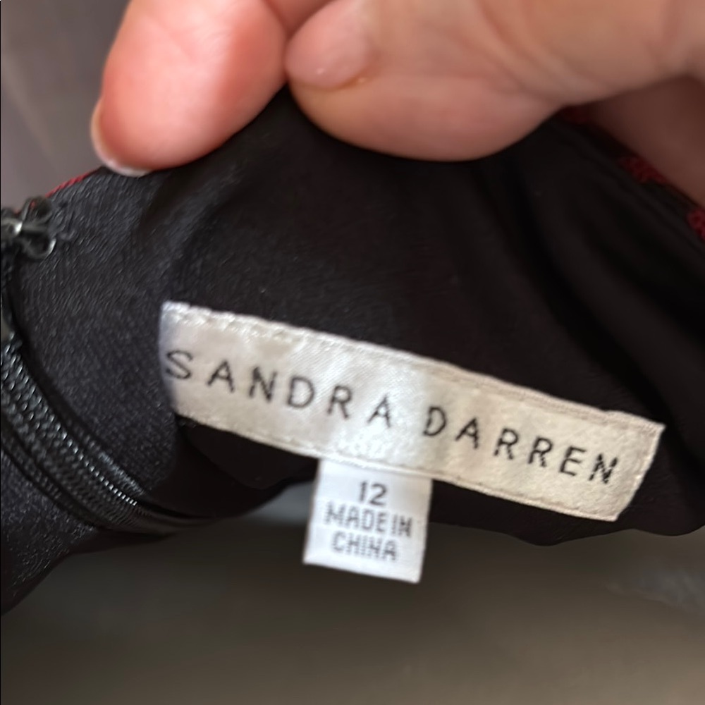 Sandra Darren Elegant Red /Black Fancy Dress